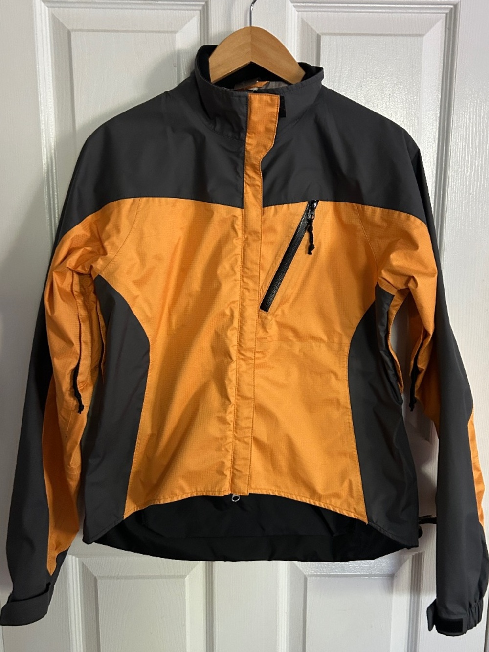 Waterproof Womens REI Cycling Rain Jacket Size Small